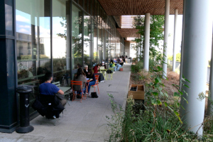 Terrasse du centre de ressources des langues